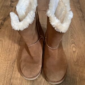 Xhiliration Kamari roentgen fuzzy boots